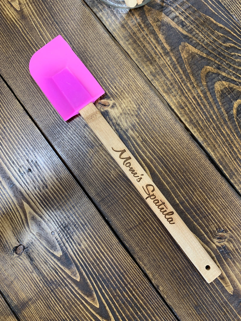 Pink spatula "mom's spatula"